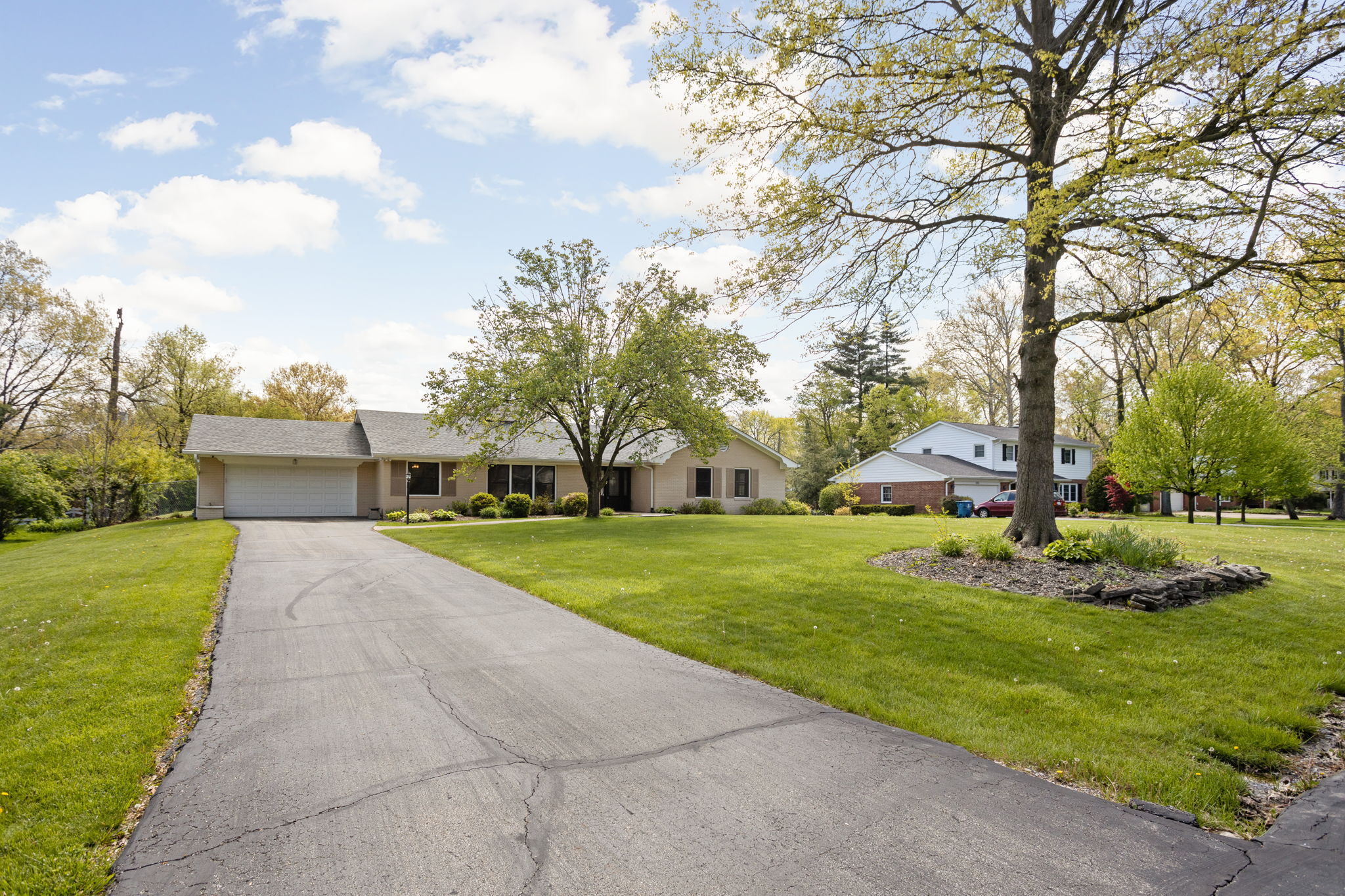 6265 Breamore Road Indianapolis, IN 46220 - Photo 3 of 42