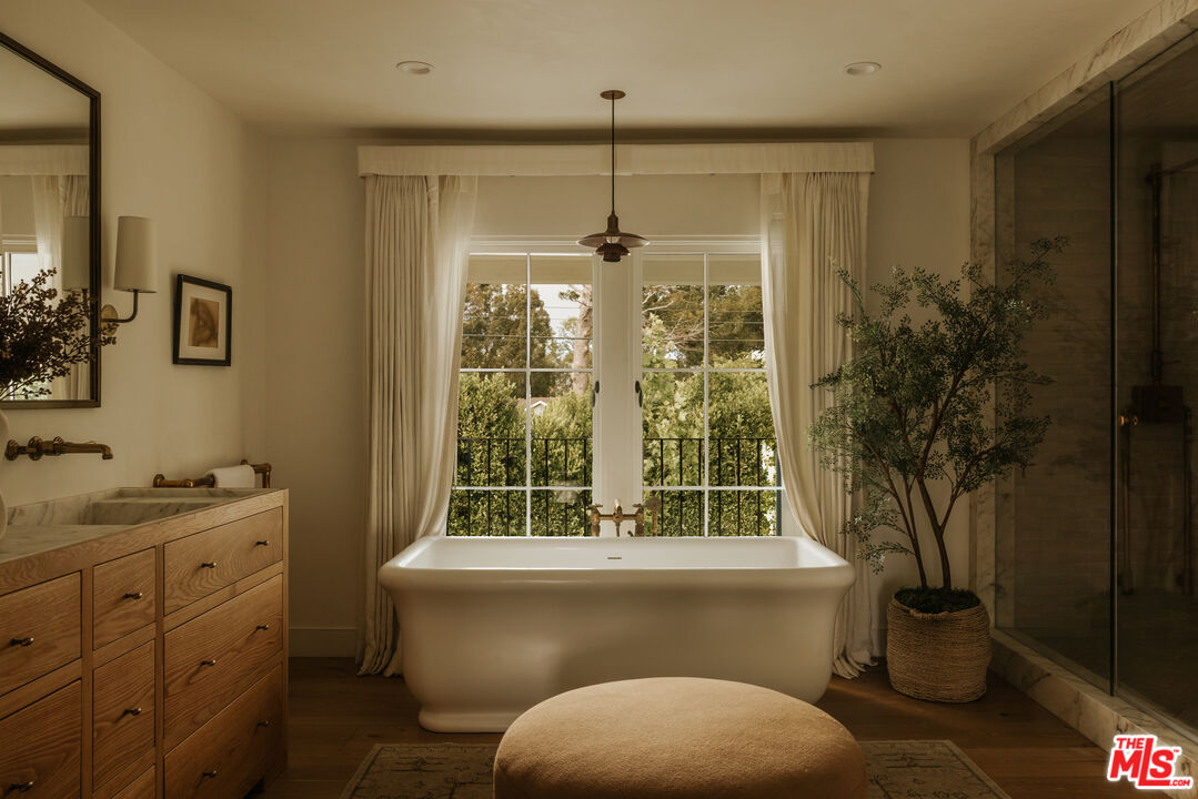 6509 Wandermere Road Malibu, CA 90265 - Photo 22 of 40