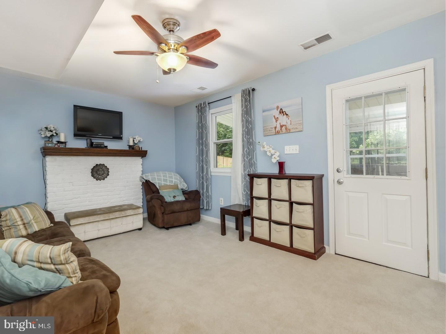 107 Ruth Lane Doylestown, PA 18901 - Photo 7 of 25 Family Room