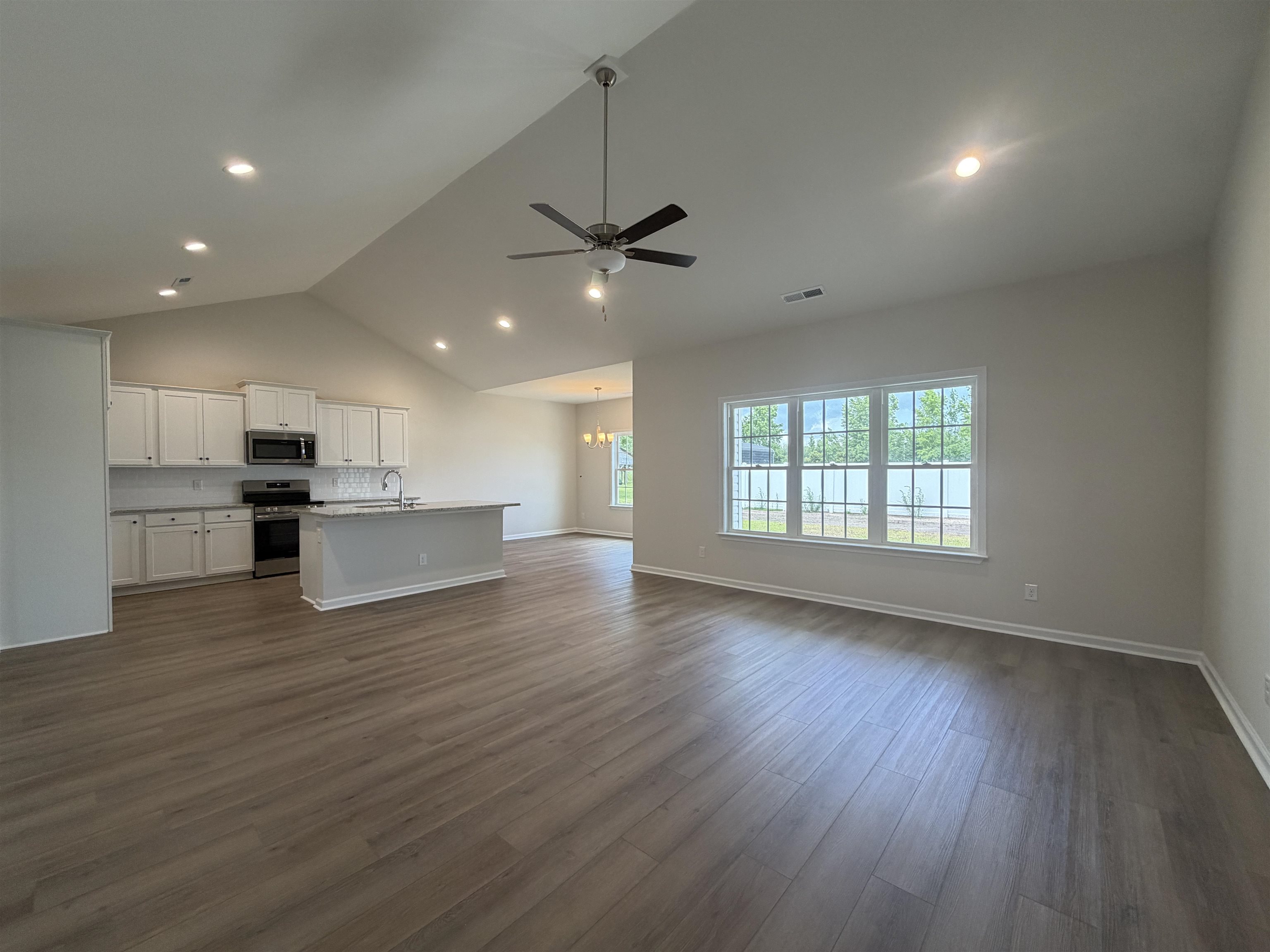 1246 Herman Road Loris, SC 29569 - Photo 4 of 14
