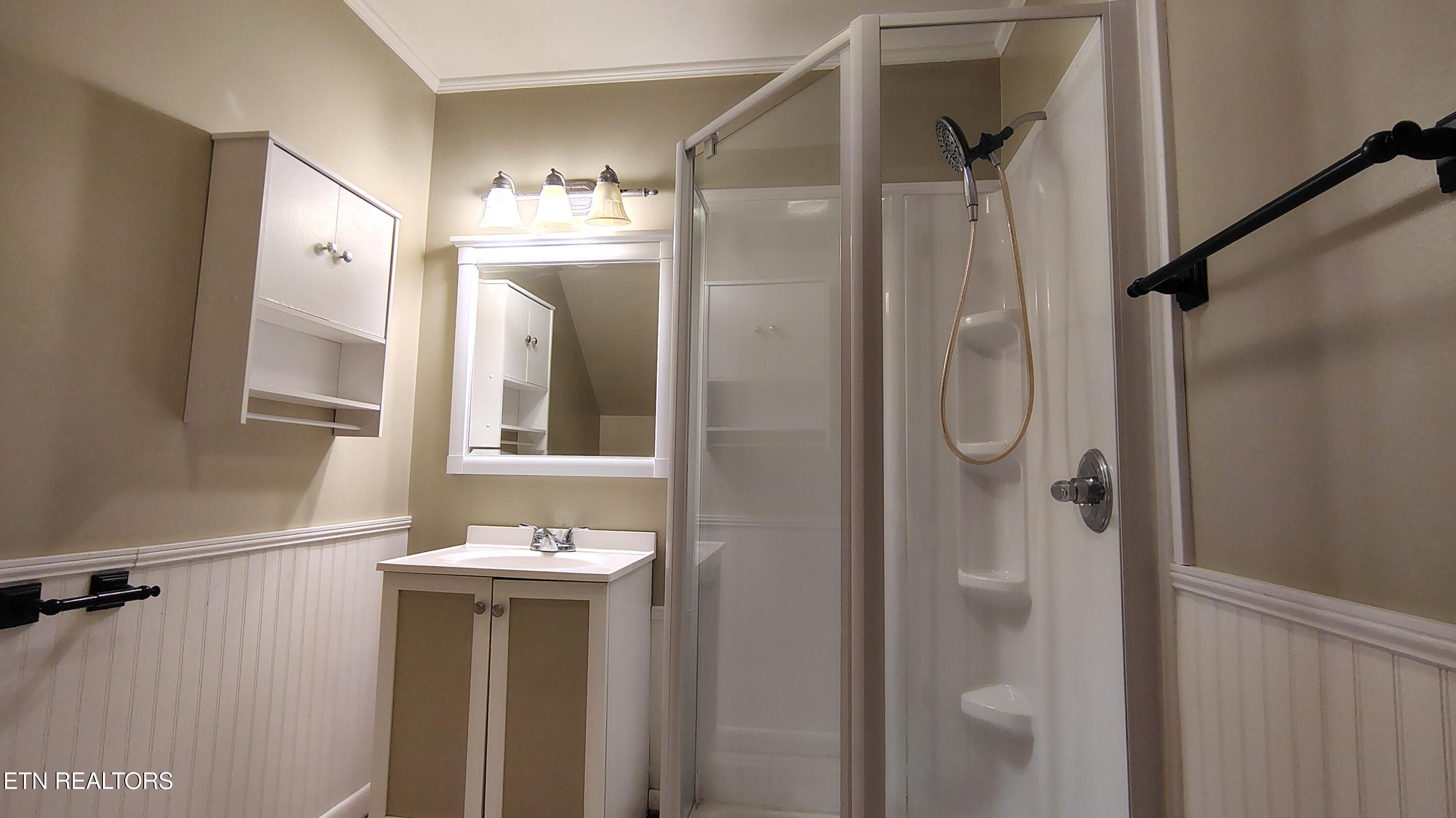 414 Guille Street Athens, TN 37303 - Photo 20 of 24 IMG_20250922_133956639_HDR