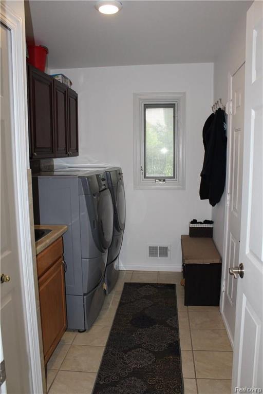6909 Poppleton Road Canton, MI 48187 - Photo 18 of 27