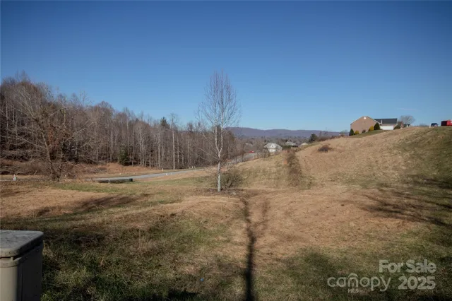 $49,000 | 406 Huntington Woods Drive North, Unit 50, Lenoir, NC 28645