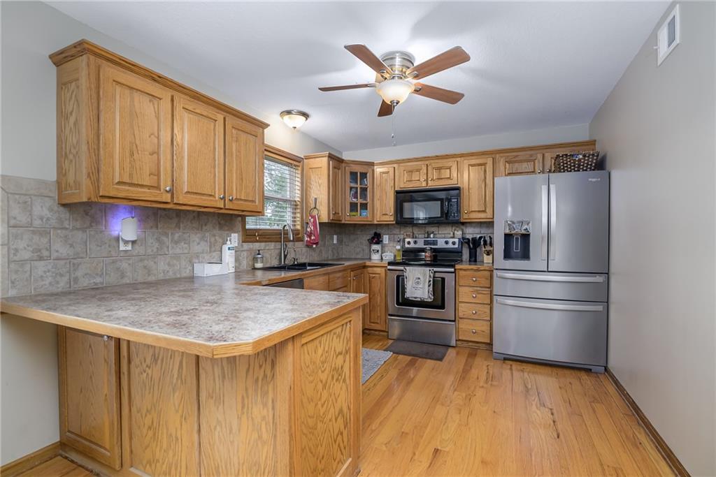 25011 Garrett Road McLouth, KS 66054 - Photo 4 of 18