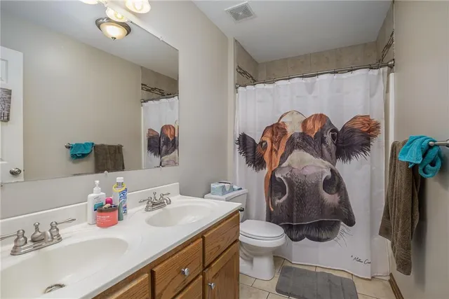 $459,950 | 25011 Garrett Road, McLouth, KS 66054