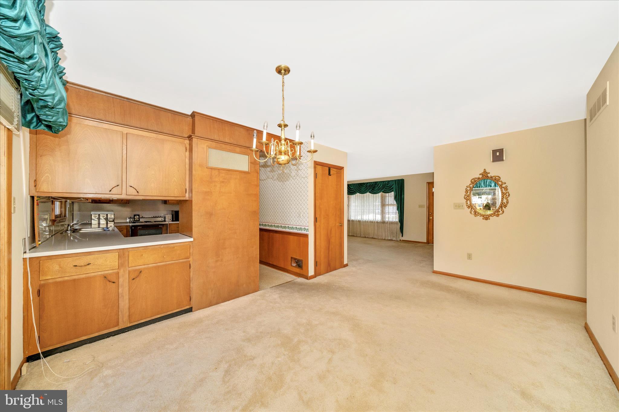 7914 Edgewood Farm Road Frederick, MD 21702 - Photo 11 of 58 Dining Room