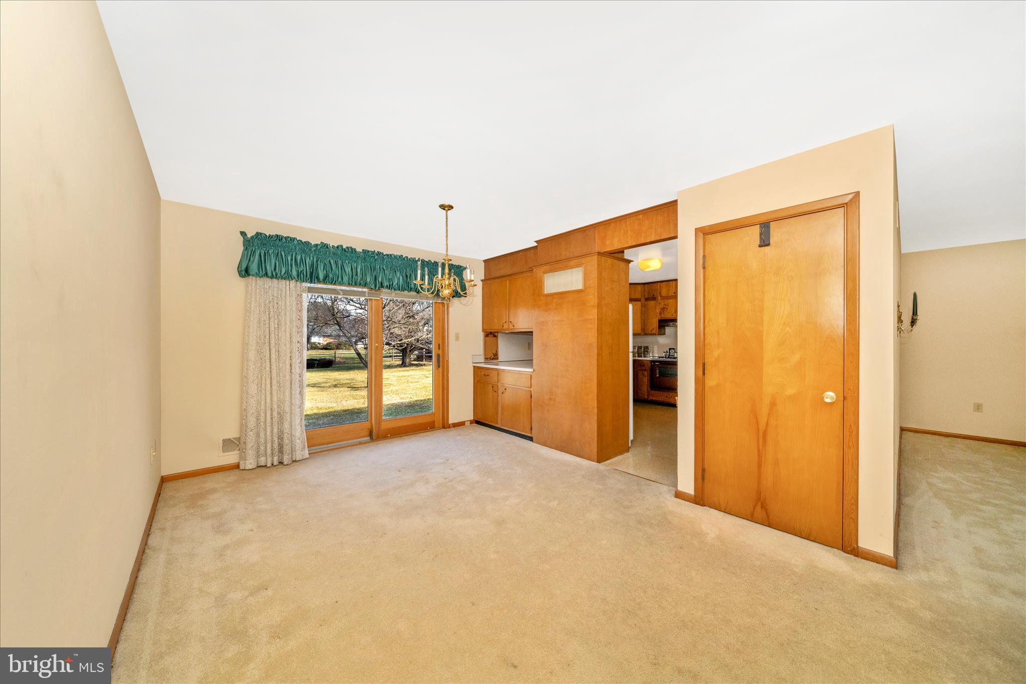 7914 Edgewood Farm Road Frederick, MD 21702 - Photo 12 of 58 Dining Room