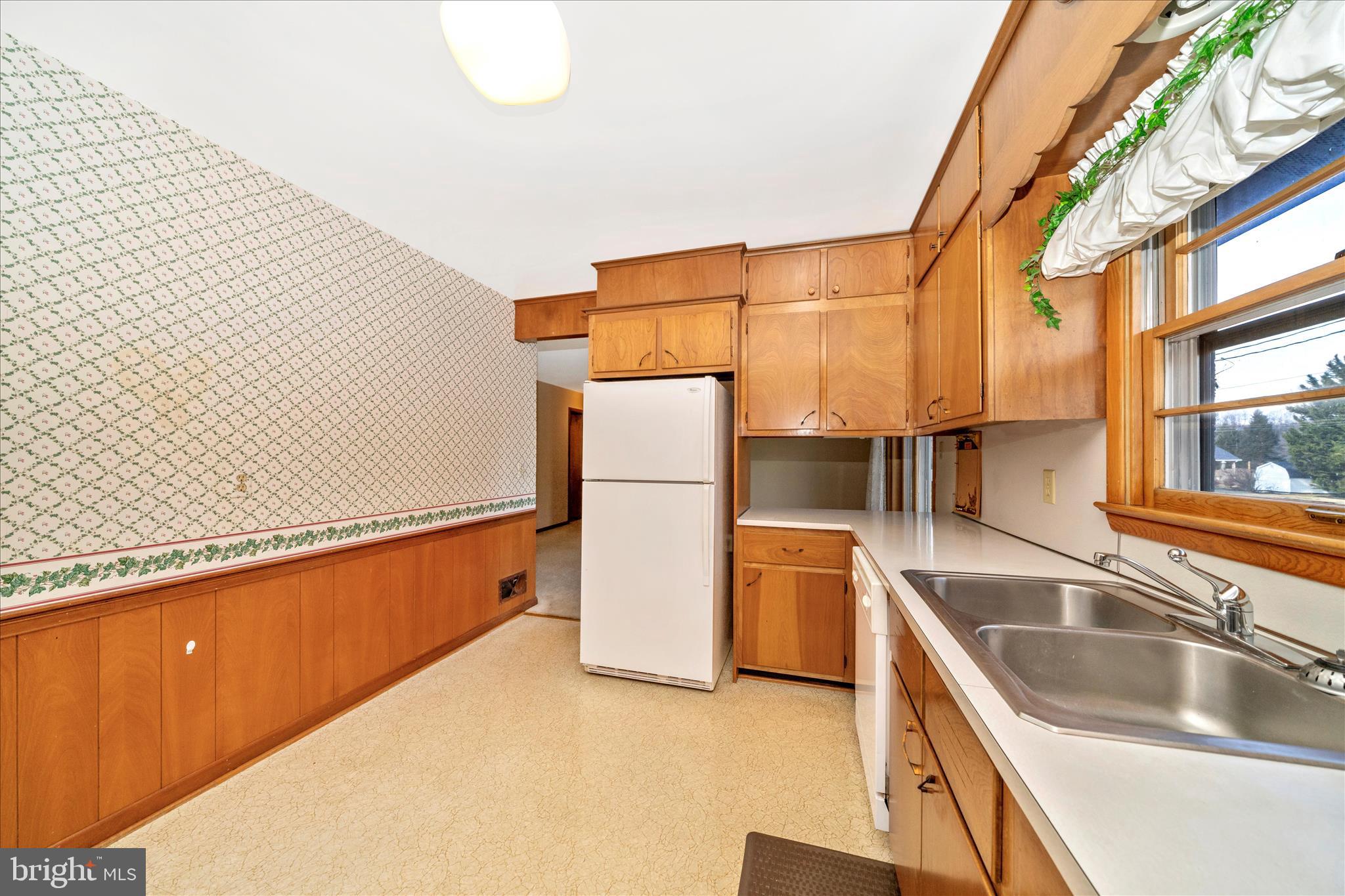 7914 Edgewood Farm Road Frederick, MD 21702 - Photo 15 of 58 Kitchen