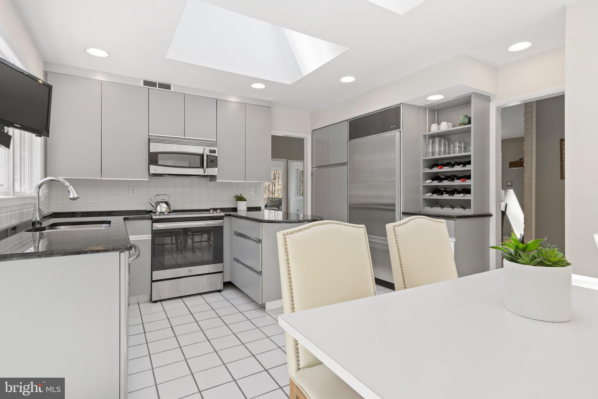 3304 Sawmill Road Newtown Square, PA 19073 - Photo 15 of 39