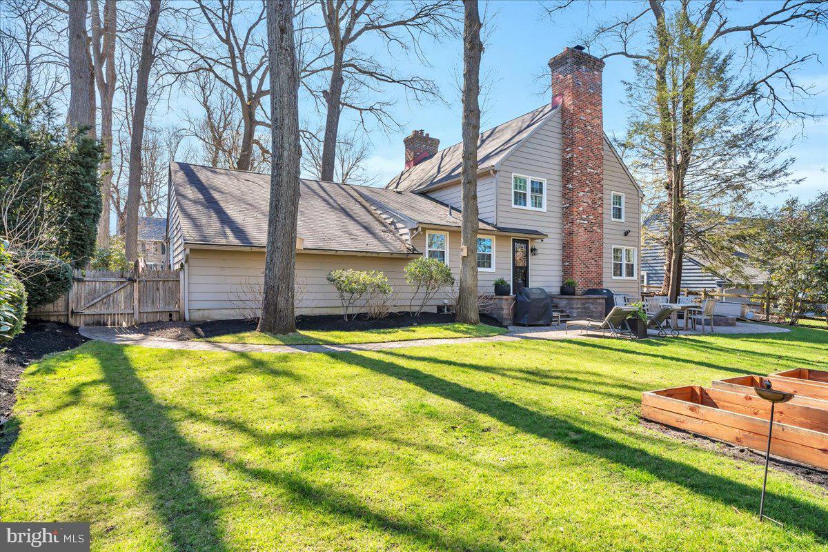 126 Ashford Road Cherry Hill, NJ 08003 - Photo 35 of 43 a swimming pool with outdoor seating and yard