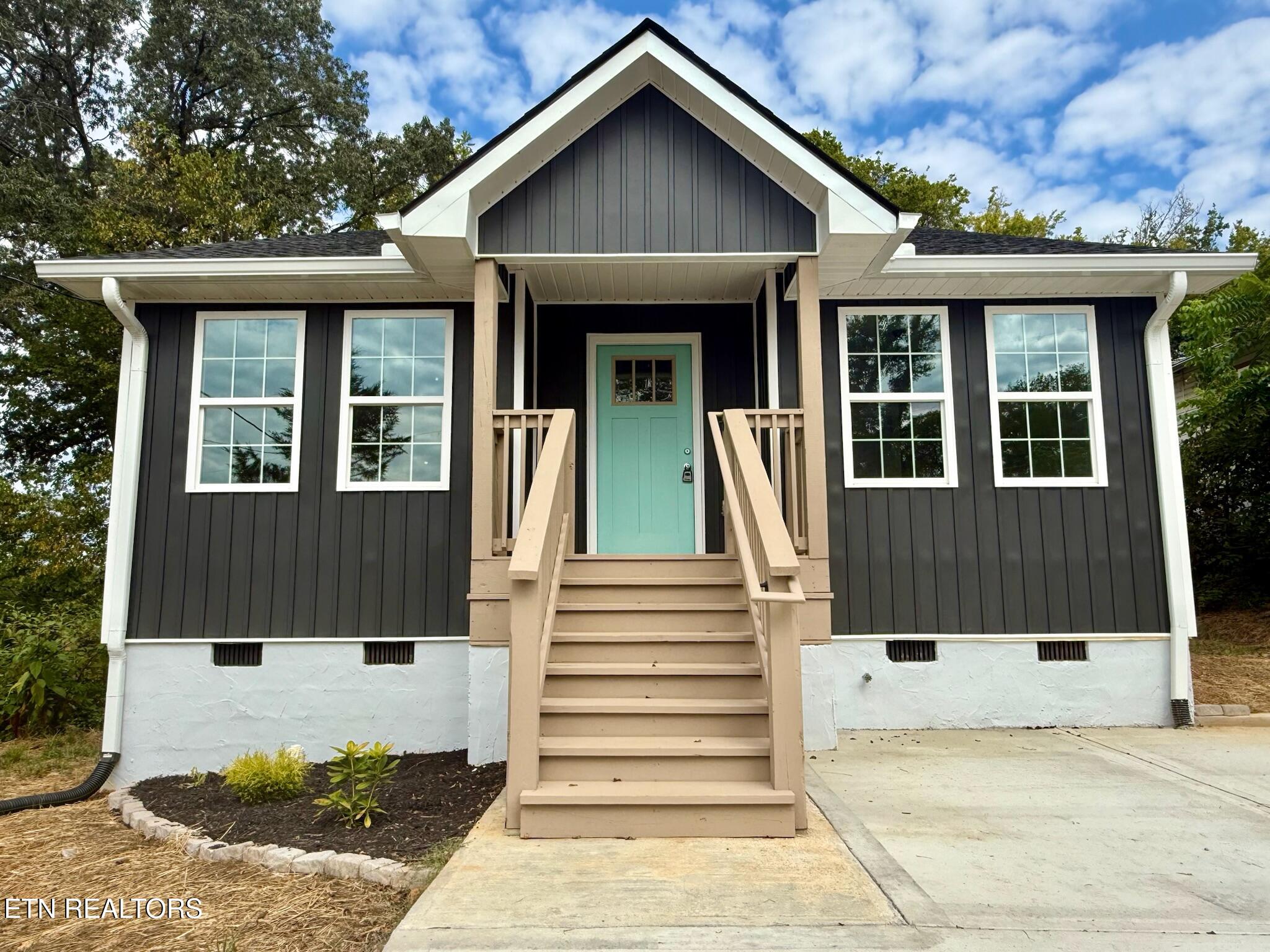 156 Old State Road Knoxville, TN 37914 - Photo 1 of 16 IMG_5721