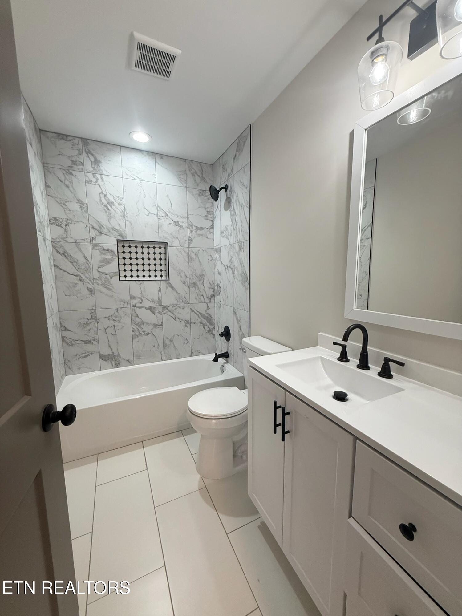 156 Old State Road Knoxville, TN 37914 - Photo 6 of 16 IMG_5728