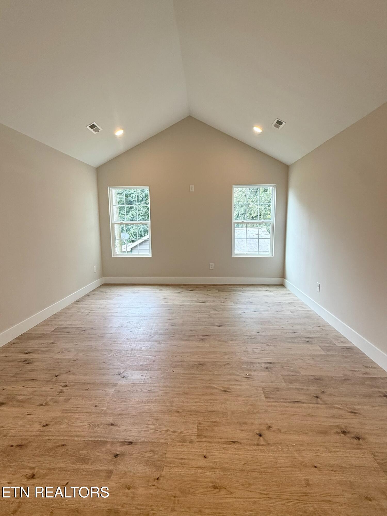 156 Old State Road Knoxville, TN 37914 - Photo 8 of 16 IMG_5735