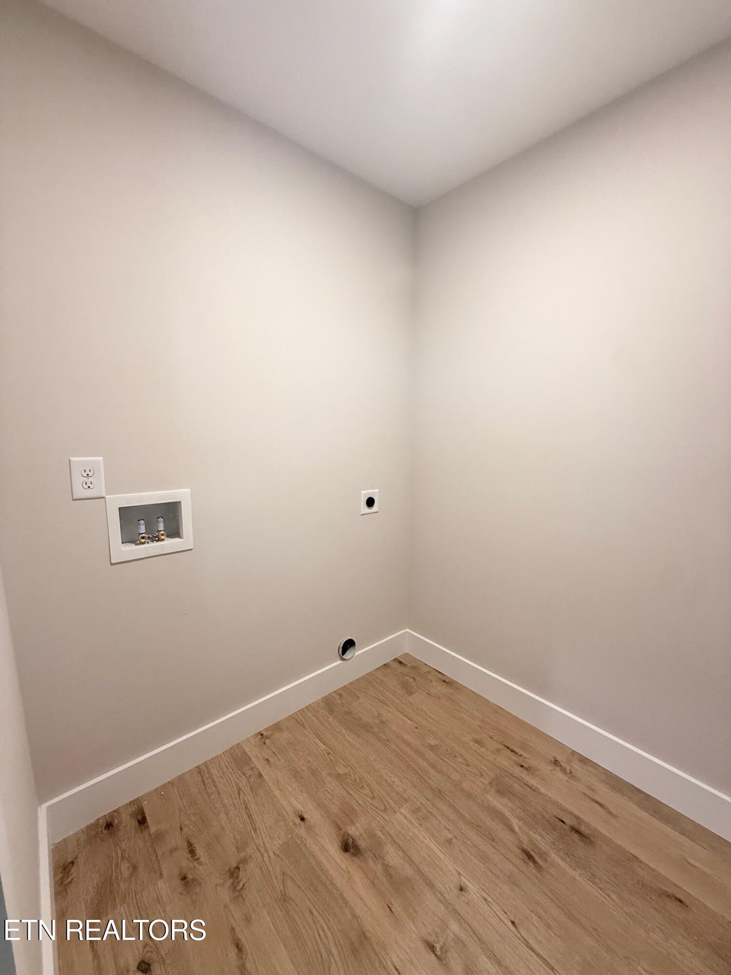 156 Old State Road Knoxville, TN 37914 - Photo 10 of 16 IMG_5738