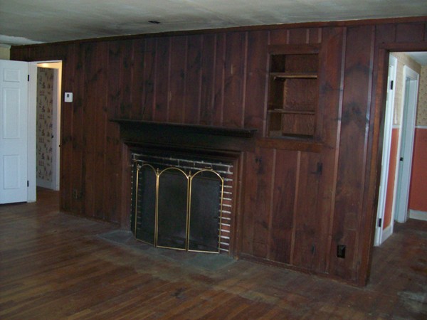 88 Randolph Terrace Canton, MA 02021 - Photo 4 of 4 Gallery Image 4