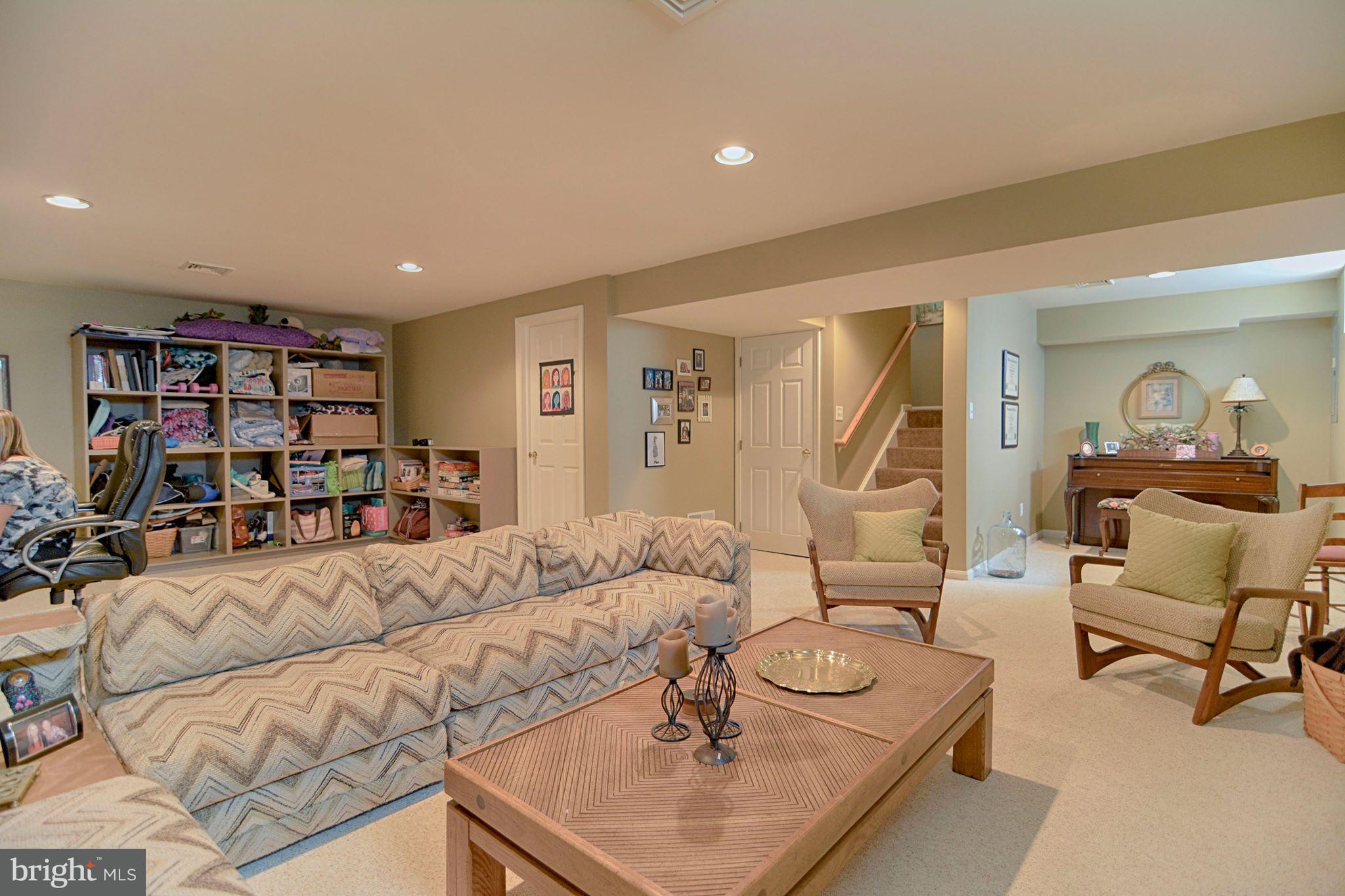 613 Wallingford Road Lititz, PA 17543 - Photo 19 of 24