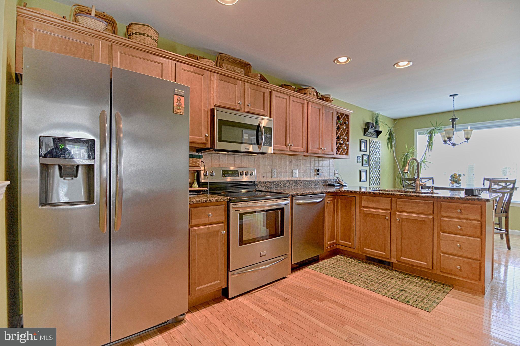 613 Wallingford Road Lititz, PA 17543 - Photo 3 of 24