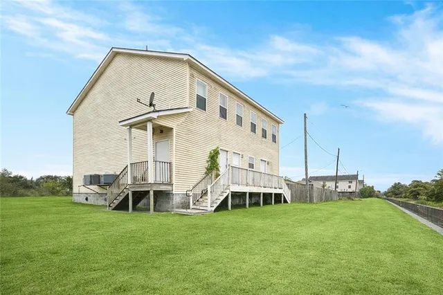 $325,000 | 1209 Tallow Tree Lane, Harvey, LA 70058