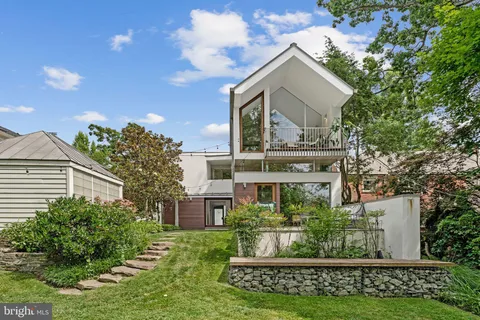 $2,195,000 | 6404 31st Place Northwest, Washington, DC 20015