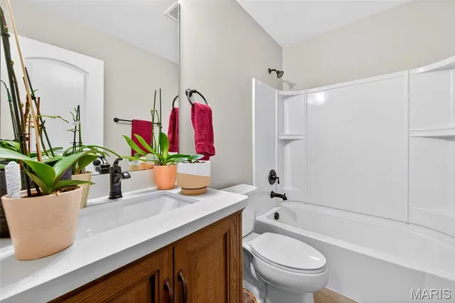 $389,000 | 2685 Winding Valley Drive, Fenton, MO 63026