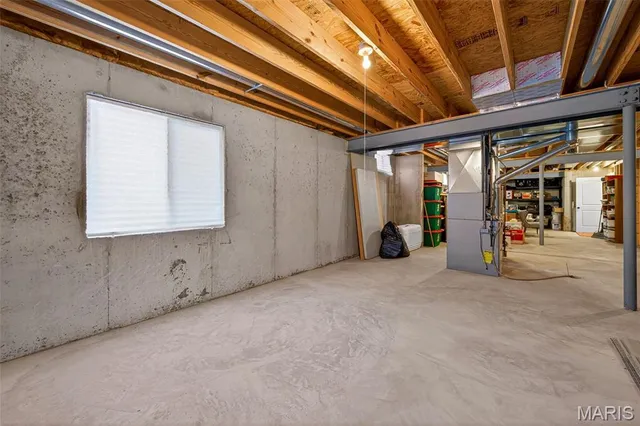 $389,000 | 2685 Winding Valley Drive, Fenton, MO 63026