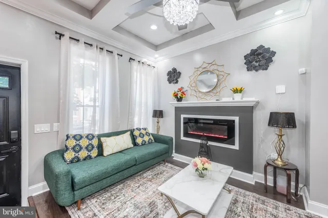 $2,599 | 1007 West Fayette Street, Baltimore, MD 21223