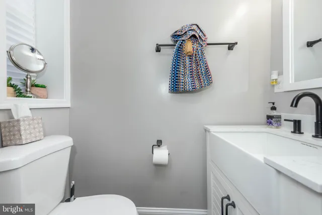 $2,599 | 1007 West Fayette Street, Baltimore, MD 21223