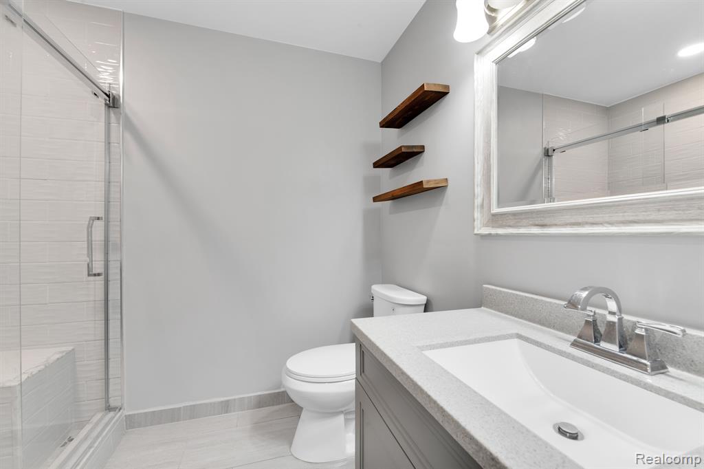 16822 Country Ridge Lane Macomb, MI 48044 - Photo 10 of 20