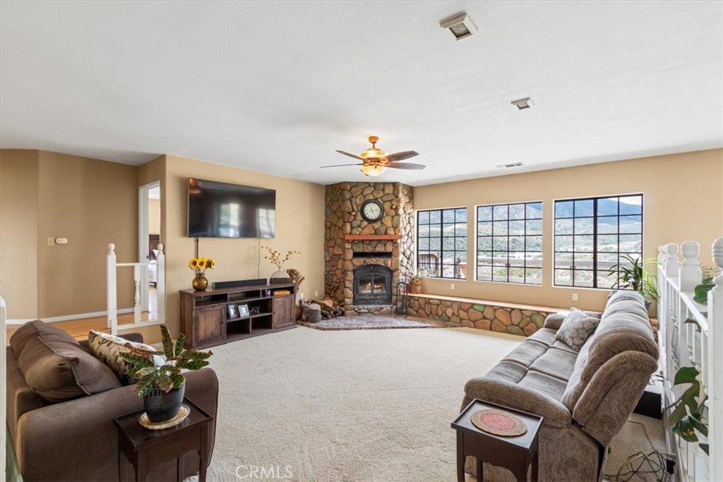 770 Roads End Point Lebec, CA 93243 - Photo 14 of 43