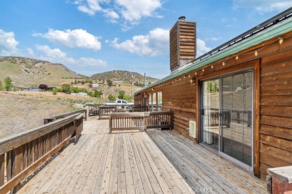 770 Roads End Point Lebec, CA 93243 - Photo 31 of 43