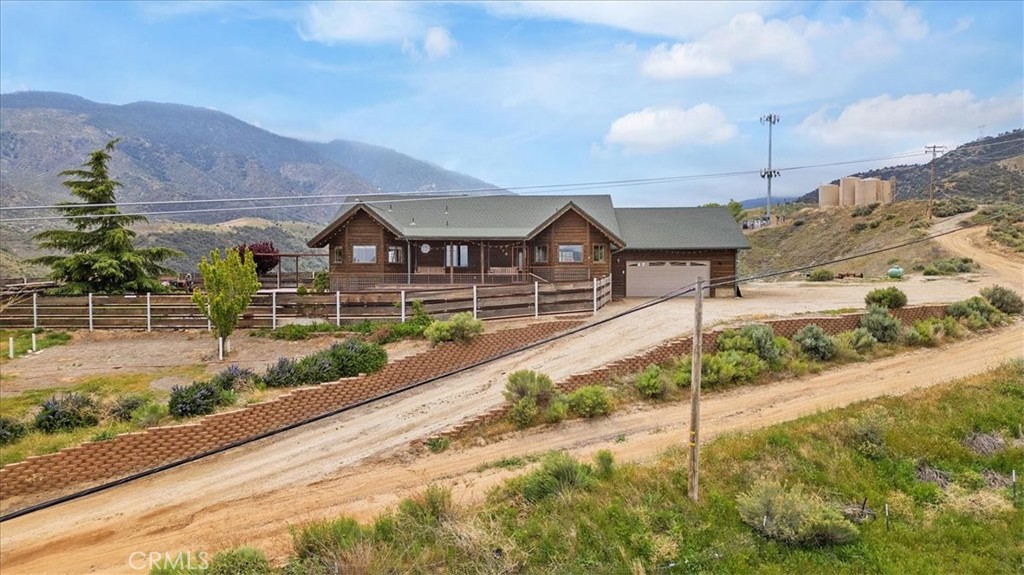 770 Roads End Point Lebec, CA 93243 - Photo 37 of 43