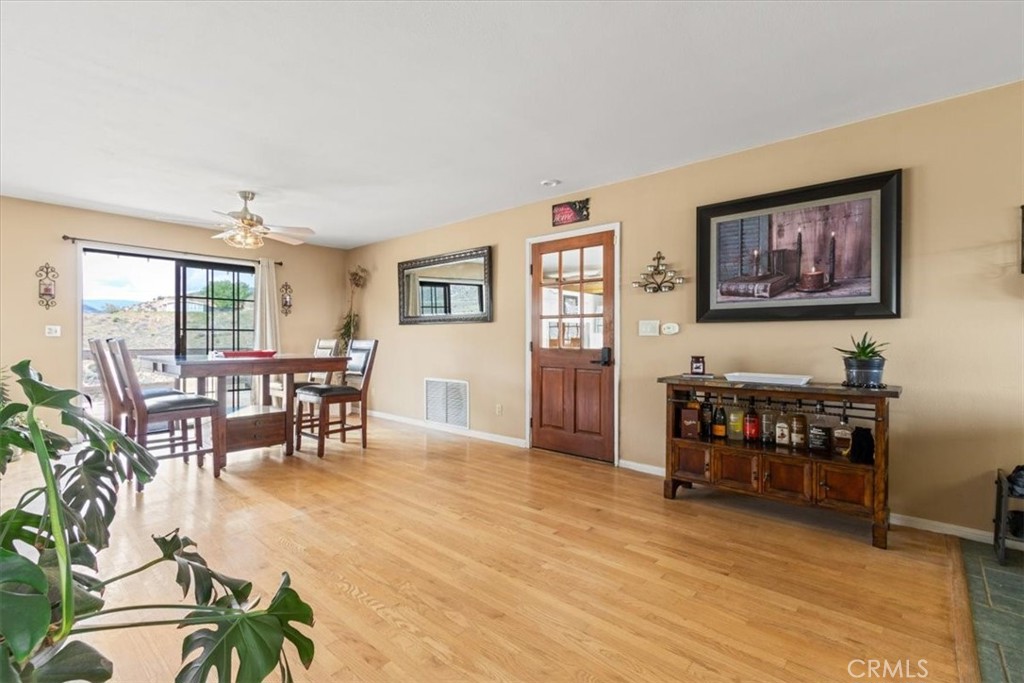 770 Roads End Point Lebec, CA 93243 - Photo 7 of 43