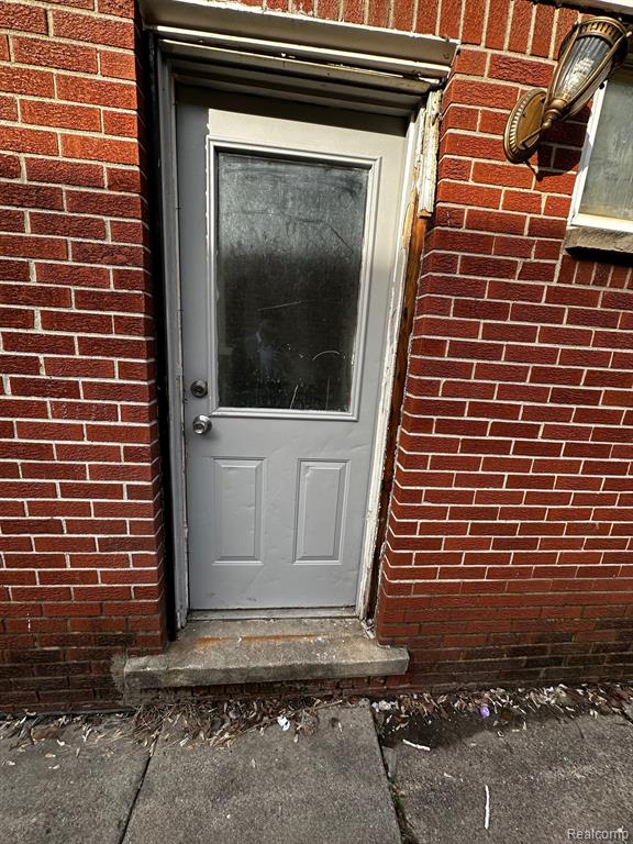 6830 Minock Street Detroit, MI 48228 - Photo 3 of 13