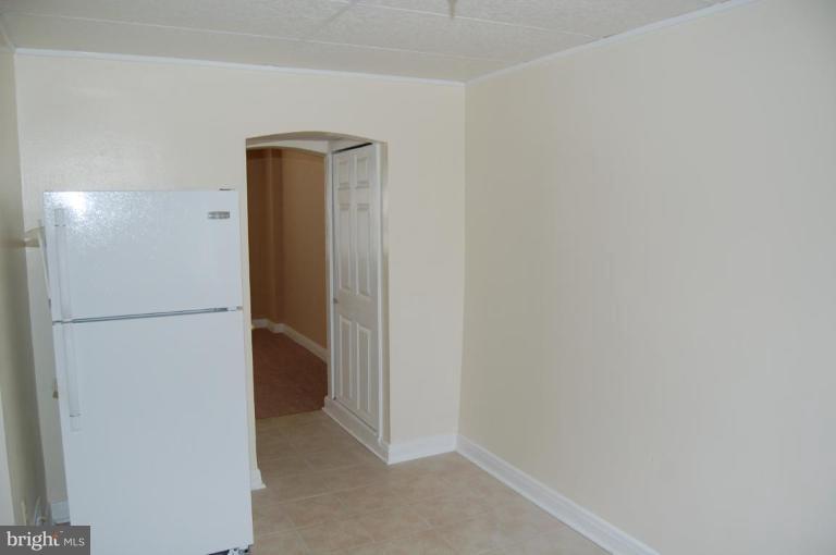 3015 Georgetown Road Baltimore, MD 21230 - Photo 7 of 17 Kitchen/Dining Room