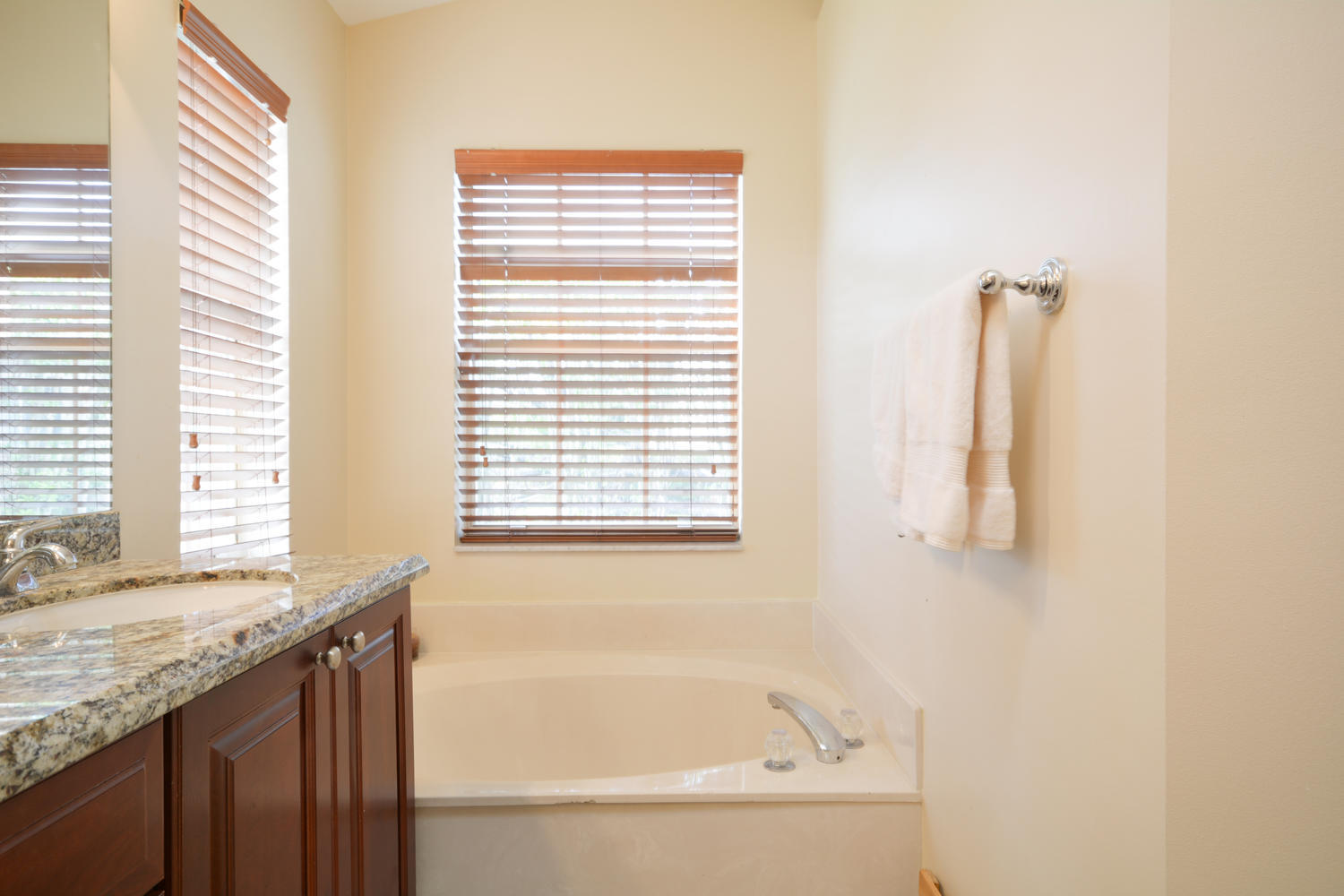 22166 Appleton Drive Boca Raton, FL 33428 - Photo 16 of 47 22166 Appleton Dr Boca Raton-large-011-1