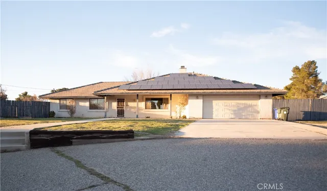 $469,000 | 15150 Riverside Lane, Apple Valley, CA 92307