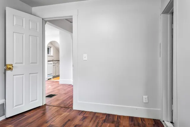 $800 | 44 Euclid Avenue, Unit 2, Pontiac, MI 48342