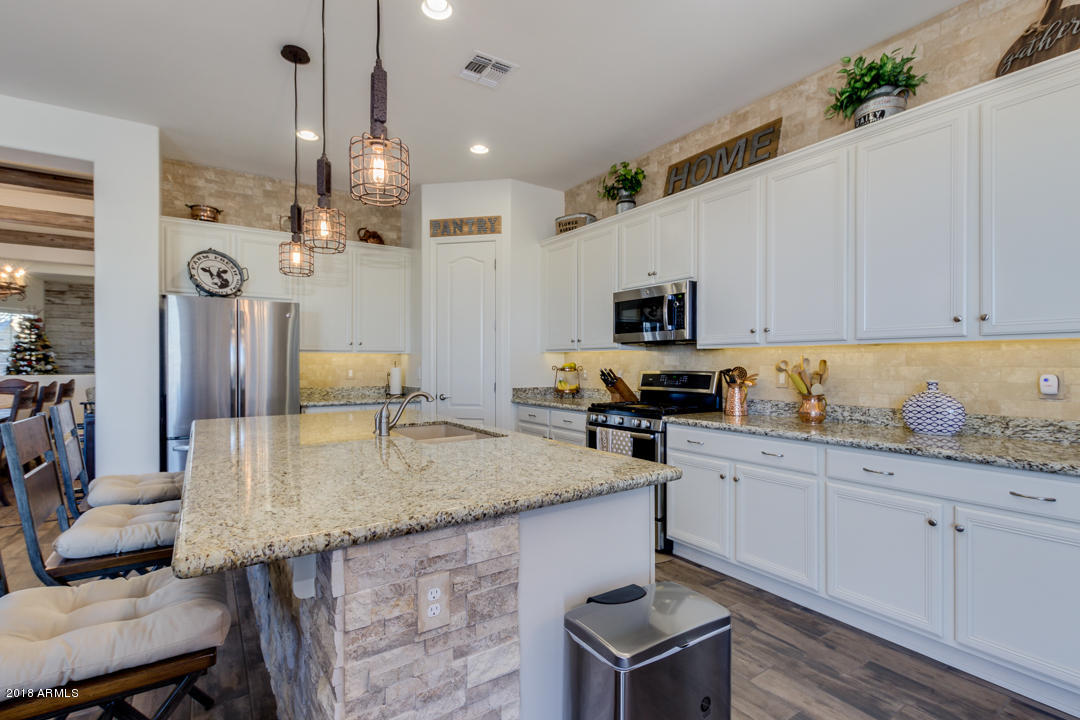 2652 East Stacey Road Gilbert, AZ 85298 - Photo 13 of 37 13-Stacey