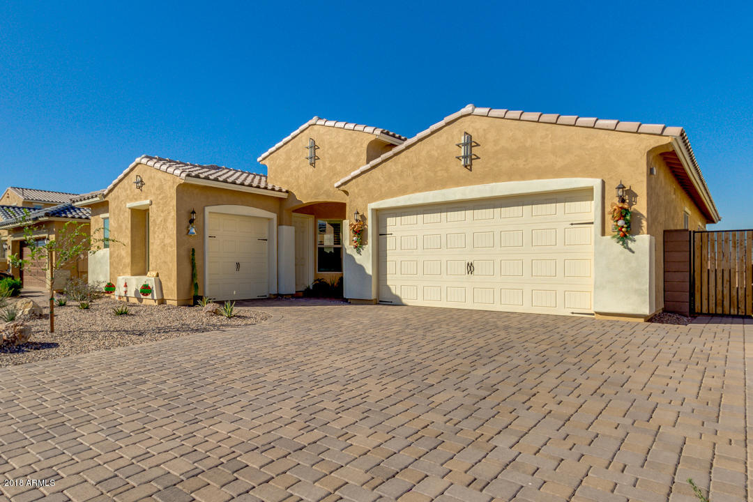 2652 East Stacey Road Gilbert, AZ 85298 - Photo 3 of 37 03-Stacey