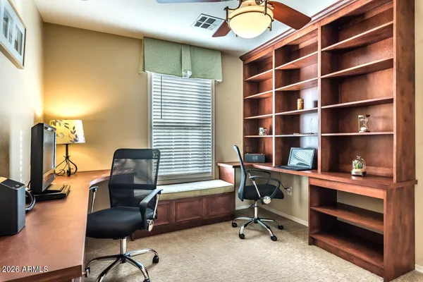 $2,895 | 1664 East Bridgeport Parkway, Gilbert, AZ 85295
