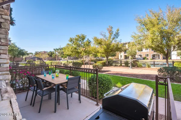 $2,895 | 1664 East Bridgeport Parkway, Gilbert, AZ 85295