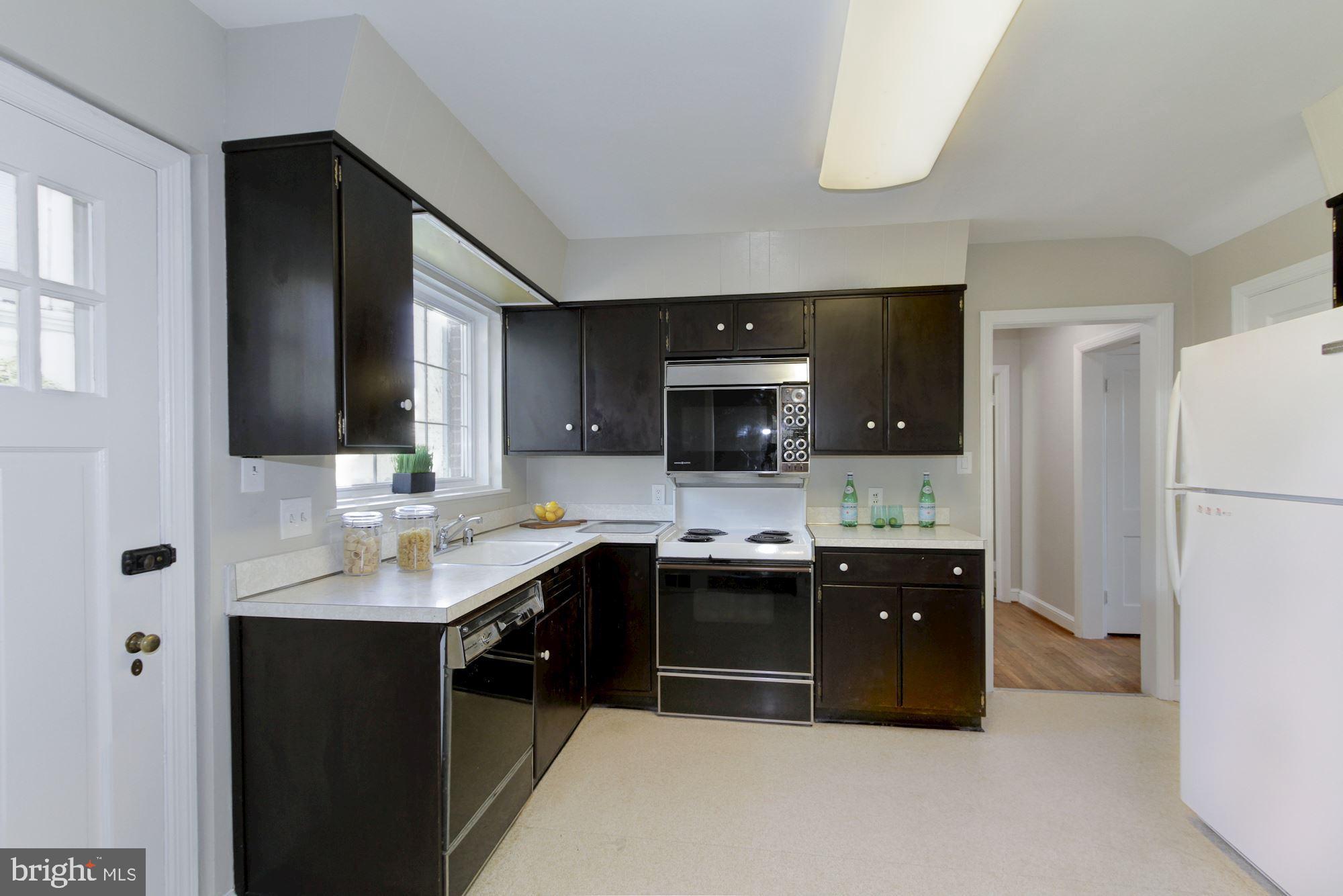3900 Saul Road Kensington, MD 20895 - Photo 8 of 21 kitchen