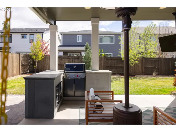 $989,000 | 63220 Northwest Red Butte Ct Bend, Bend, OR 97703