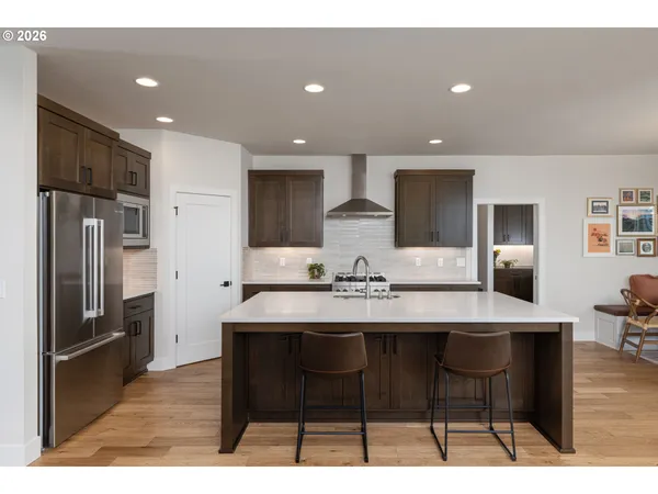 $989,000 | 63220 Northwest Red Butte Ct Bend, Bend, OR 97703