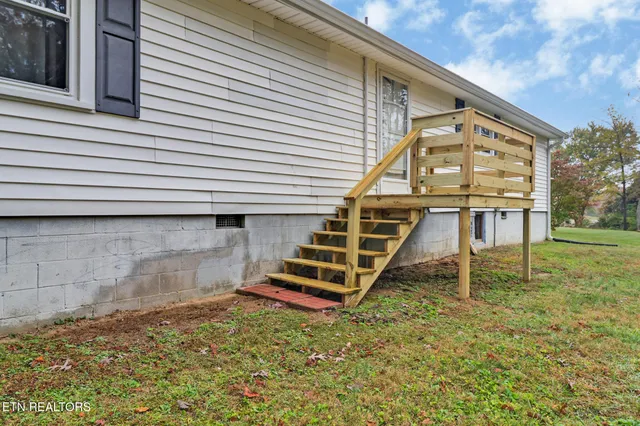 $229,000 | 501 Hill Road, Jamestown, TN 38556