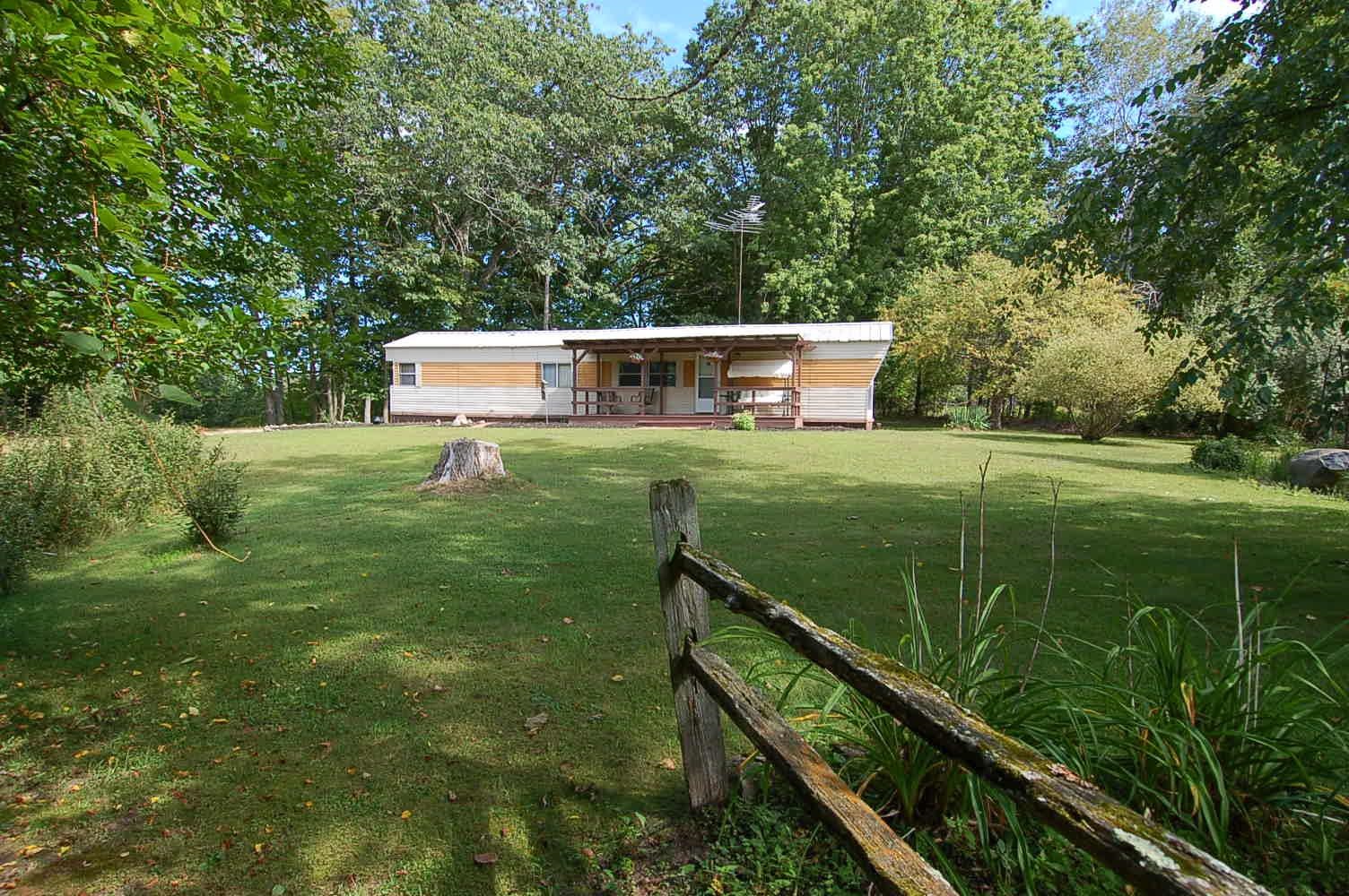 2890 Foco Road Standish, MI 48658 - Photo 18 of 24 1949983-3ebb3d3e-bb84-418d-8db9-78dd3c48dd17.JPG