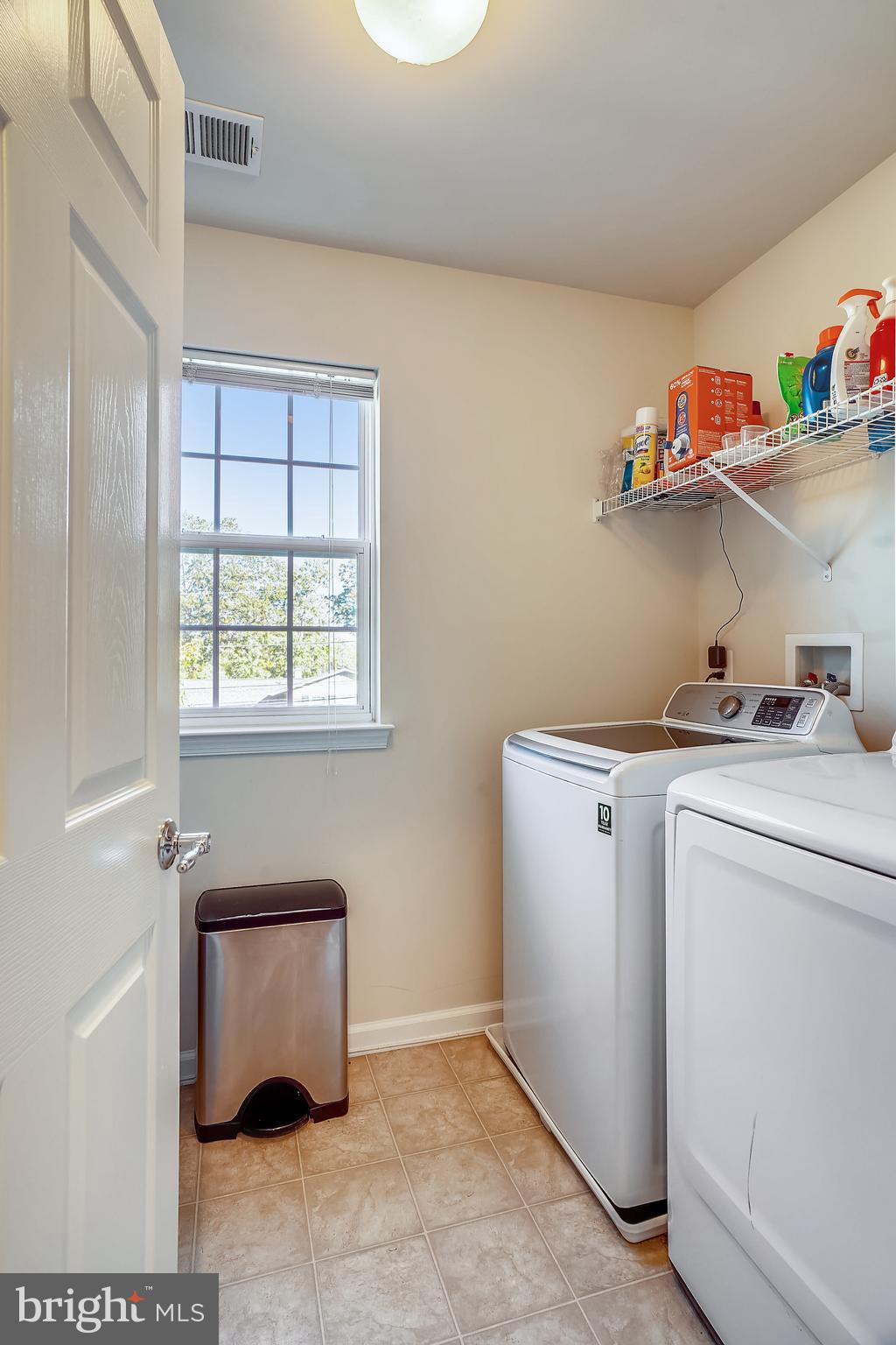 11520 Amherst Avenue Silver Spring, MD 20902 - Photo 17 of 20 Upper Level Washer/Dryer