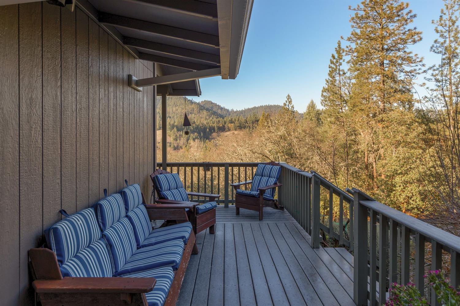 8129 Thompson Creek Road Jacksonville, OR 97530 - Photo 6 of 33 Additional Photo