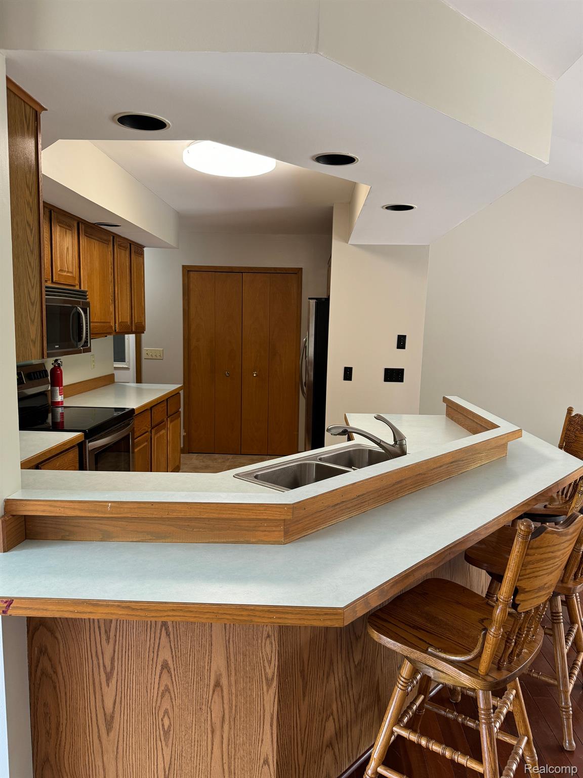 6101 Cook Road Swartz Creek, MI 48473 - Photo 4 of 35 Gallery Image 4