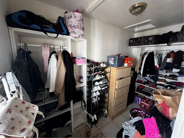 $688,000 | 910 East 19th Street, Long Beach, CA 90806